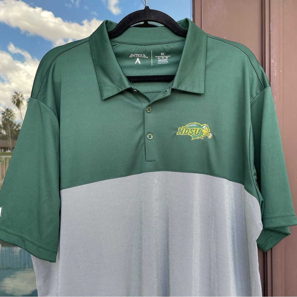 Antigua North Dakota State University Bison Polo XL